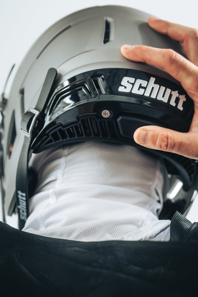 Jeremystein78's tweet image. Had a great week with the team @CertorSports.  The product lineup for @schuttsports and @vicispro have never been better in the history of the company, from youth to the Pros.  The new F7 AIR with its own air pump built in is a game changer.  No more air pumps or needles…