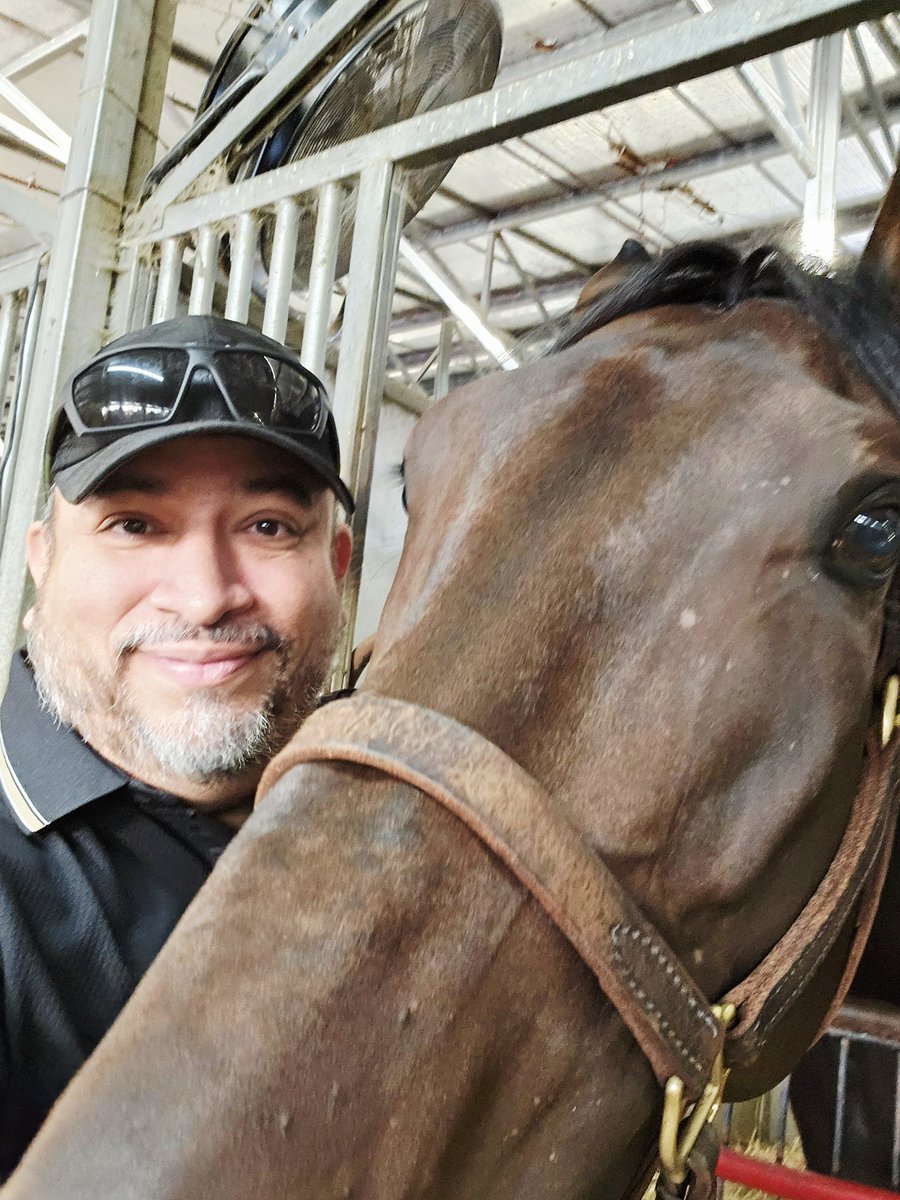 Juan E. Ramírez (@juaneramrez3) on Twitter photo AUTISM COMPASSION.... ✅️✅️✅️✅️✅️ <a href="/ClubHawthorne/">Hawthorne Race Course</a> AUTISM COMPASSION.... ✅️✅️✅️✅️✅️ <a href="/ClubHawthorne/">Hawthorne Race Course</a>