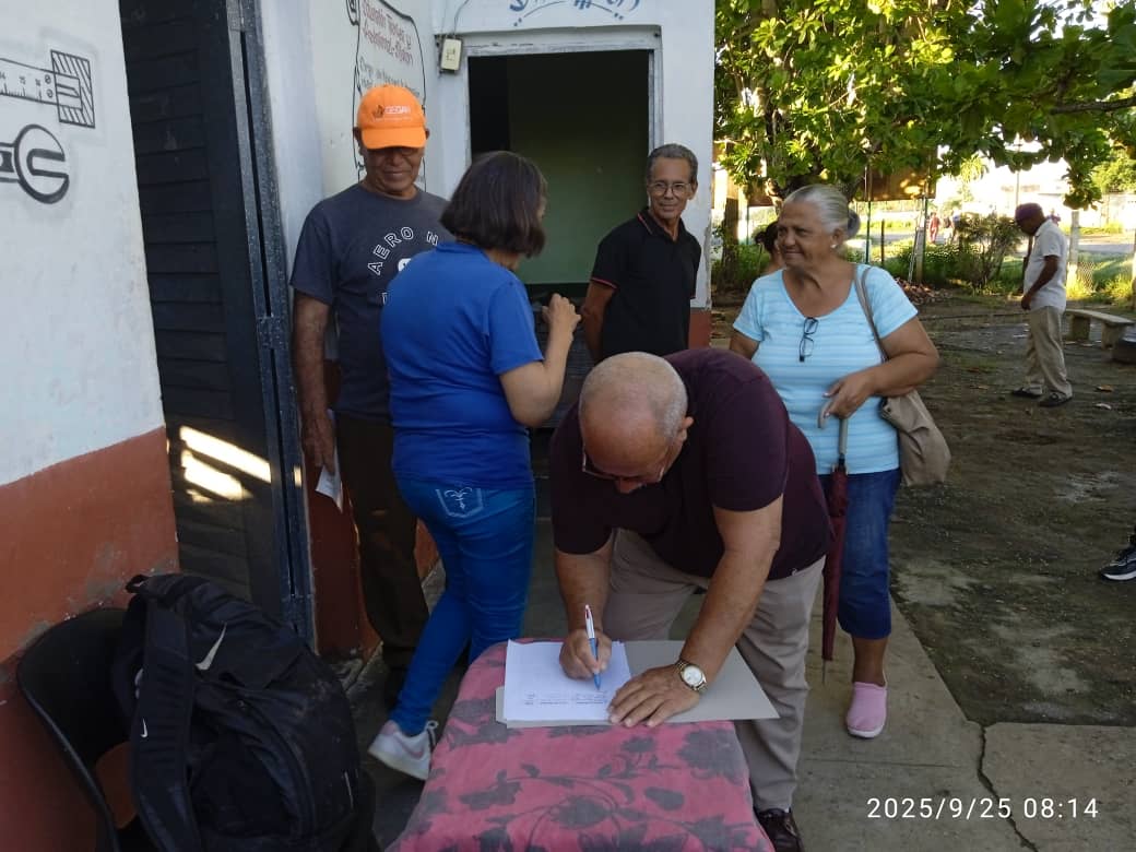 IsaRamn3's tweet photo. Como #Martí "¡Deme #Venezuela en qué servirla: ella tiene en mí un hijo!". #CubaConVenezuela #Pinardel Río https://t.co/7VxDIxucbG