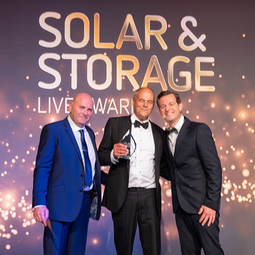 🏆 We’re delighted to share that our Founder &amp; Chairman, Stephen Barrett, has been honoured with the Lifetime Achievement Award at the Solar &amp; Storage Live Awards 2025 🏆

👉 Read the full story: solarsense-uk.com/news/stephen-b…

#Solar #EnergyStorage #LifetimeAchievement