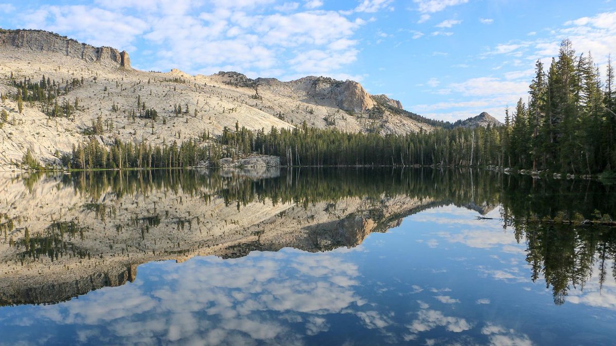 Explore Yosemite, Sequoia, and Kings Canyon National Parks free of charge as the National Park Service celebrates #NationalPublicLandsDay. The entrance free day is tomorrow, September 27th!