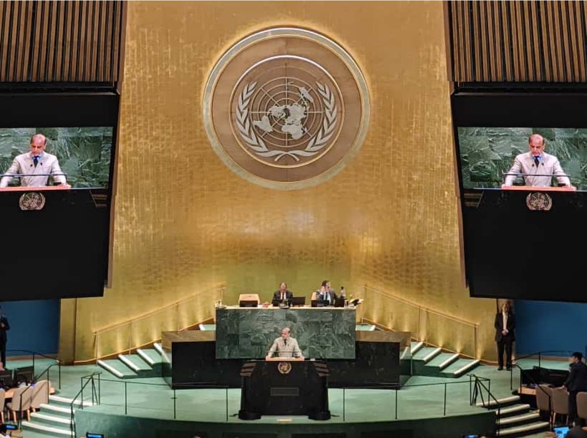 ایک نہایت کامیاب دورے کے اختتام پہ جنرل اسمبلی میں ایک جامع اور جذباتی خطاب، کامیابیوں اور فتوحات کا تسلسل الحمدوللہ   پاکستان زندہ باد