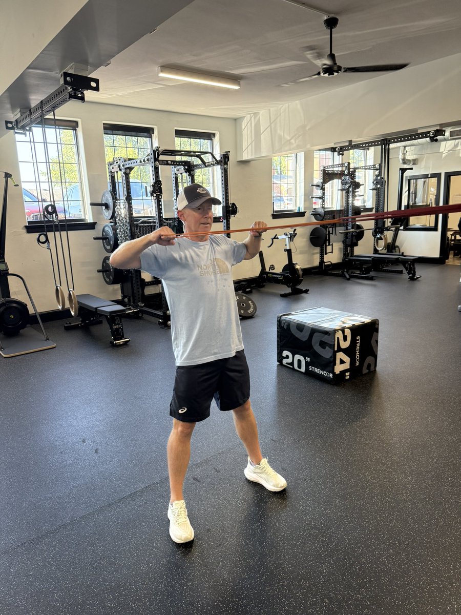 FredSutterlin's tweet image. The body fuels the mind. Age is just a number! Happy Friday! Let’s go!!!
#health #wellness #inspiration #fitness