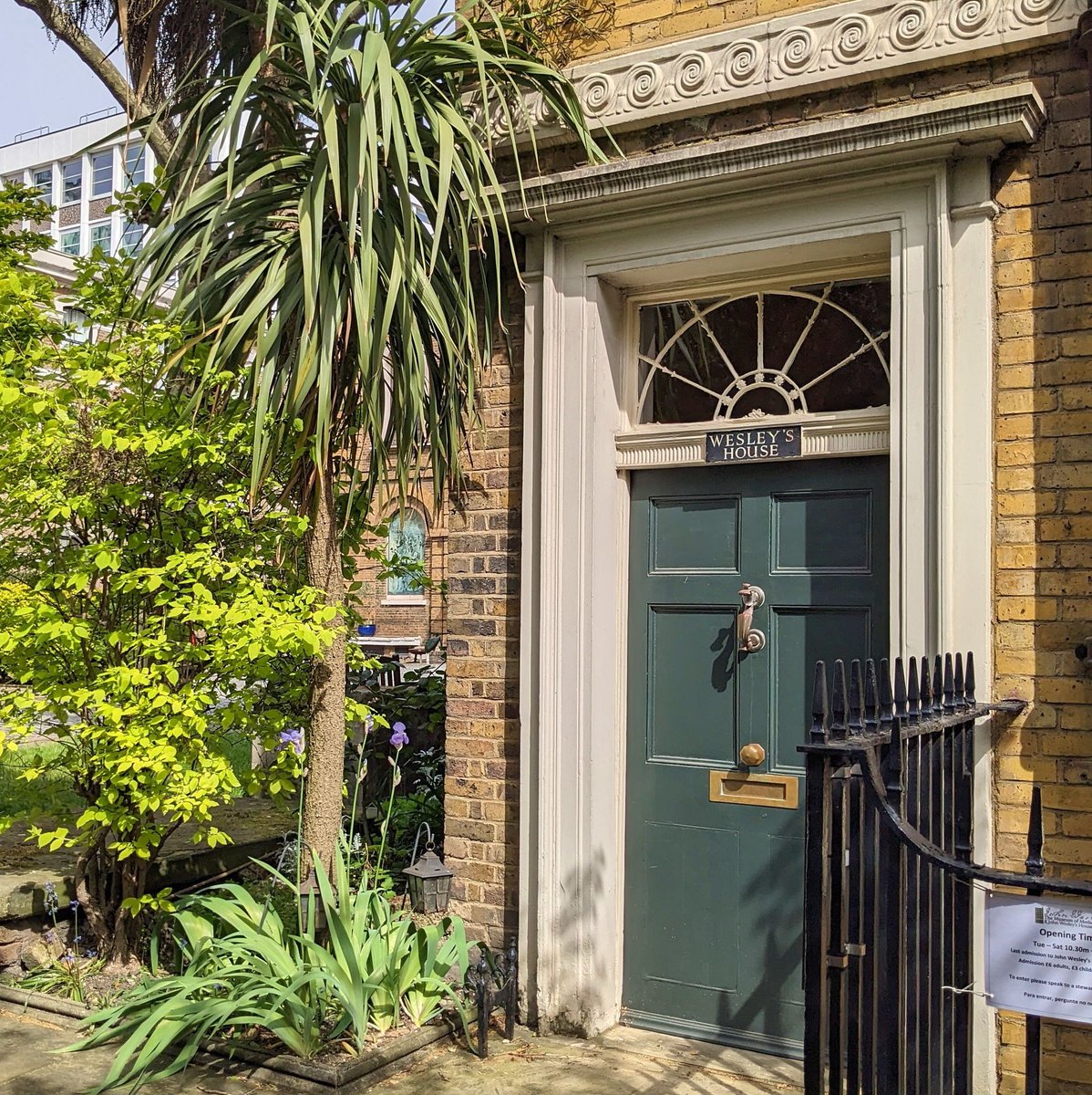 Thanks to everyone who came to visit John Wesley's House and Wesley's Chapel as part of @OpenHouseFestival. It was a great day - We hope you'll visit again soon! #WesleysChapel #MuseumofMethodism #JohnWesleysHouse