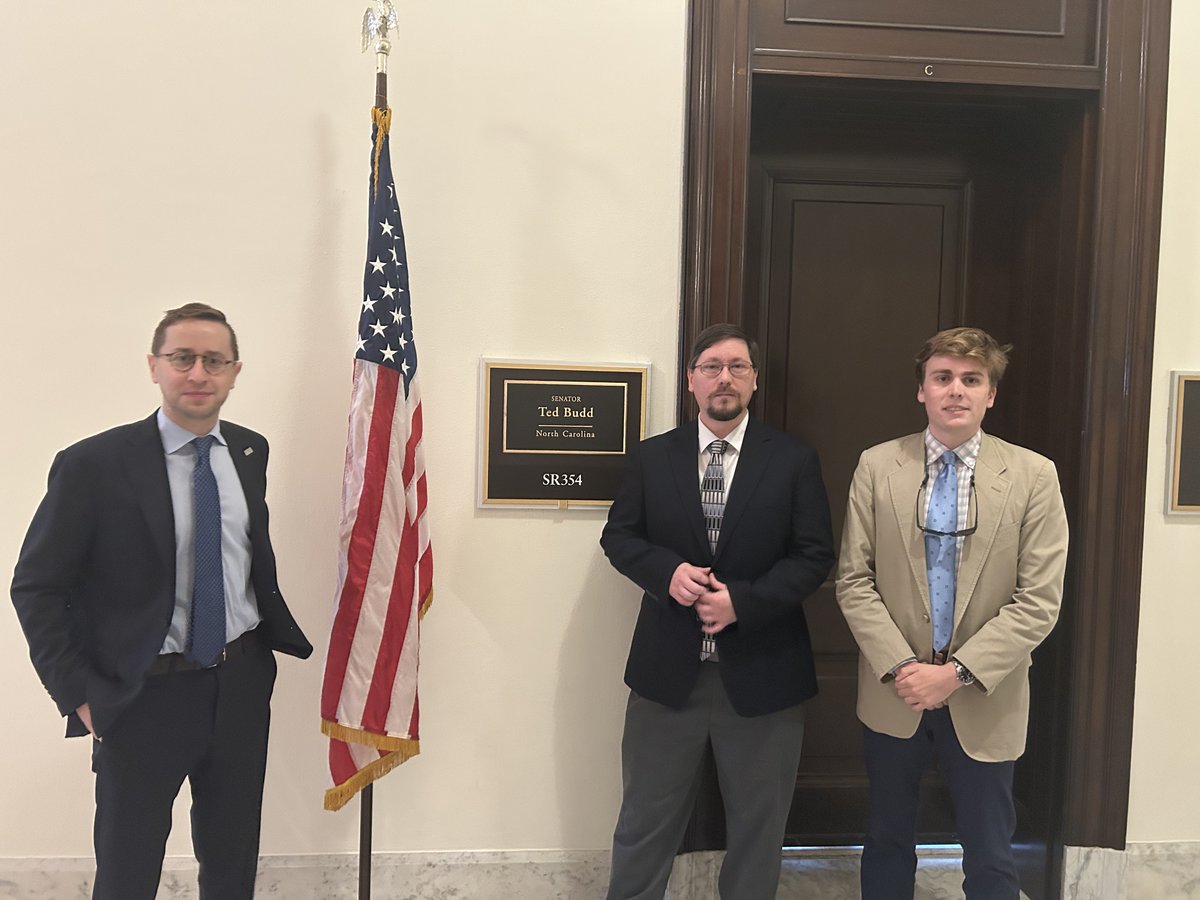 Duke in DC tweet media