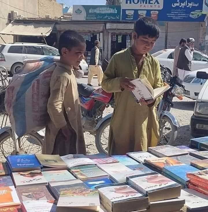 اسان چاهيون ٿا ته اسان جو سنڌ وطن هن عشق جو روپ هجي.
#Sindh