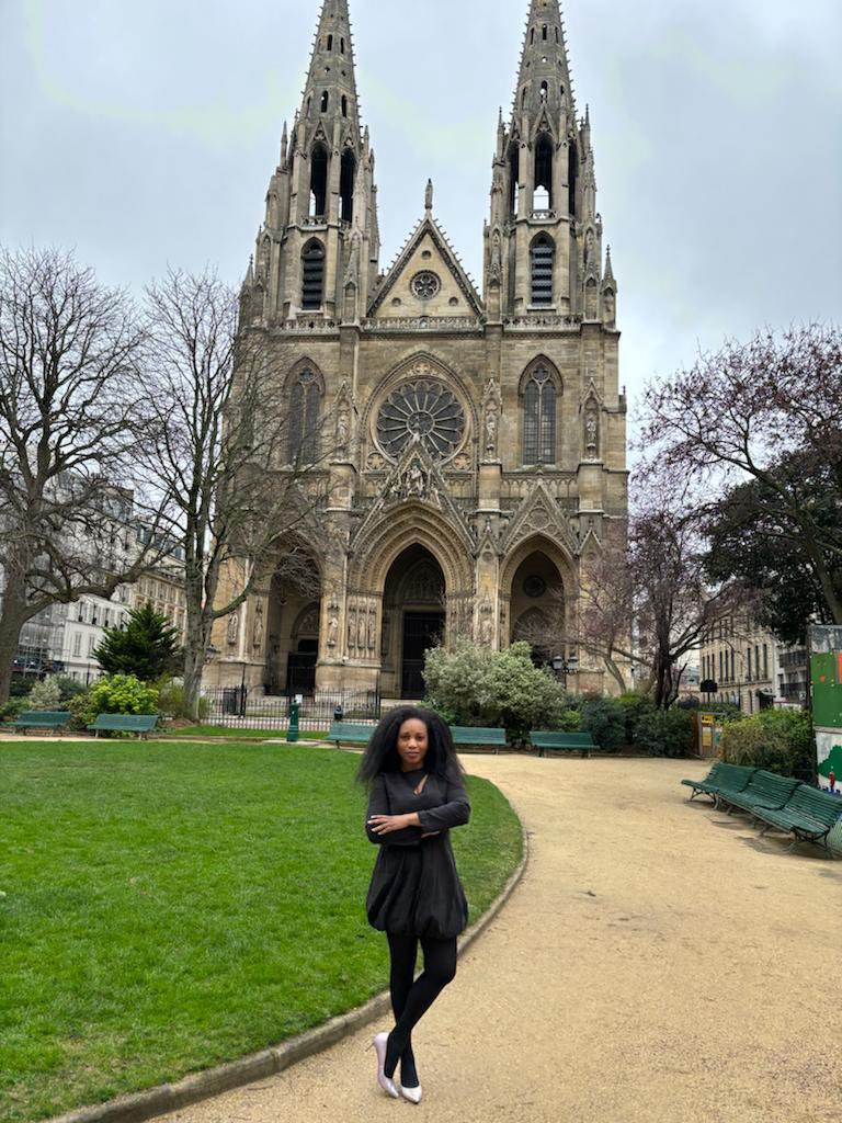 De la même manière que, pour abolir l’esclavage, ce sont bien des Blancs qui se sont levés contre d’autres Blancs considérés comme des monstres. Ils étaient tous Blancs, mais certains ont eu le courage et la moralité nécessaires pour s’opposer à leurs semblables et ériger une