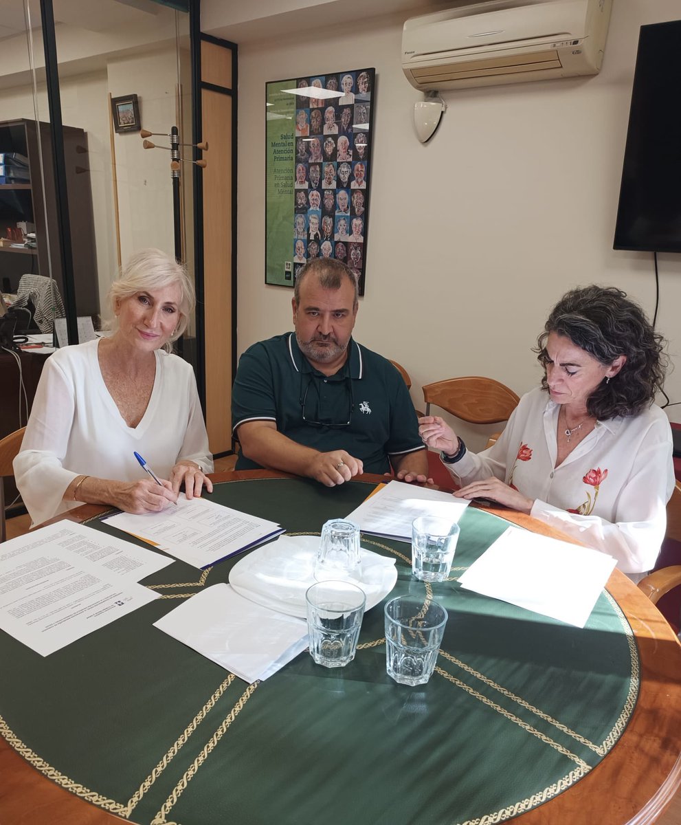 La <a href="/AMCPaliativos/">Asociación Madrileña de Cuidados Paliativos</a> y la ATSYS suman esfuerzos para avanzar de manera conjunta en objetivos compartidos

📷Míguela Arévalo (Pdte ATSYS), Antía Fariñas (Pdta AMCP), Rafael Vidaurreta (Delegado de Madrid ATSYS), Sec. AMCP (Nuria Planells), vocalía trabajo social AMCP(Silvia Celemín)