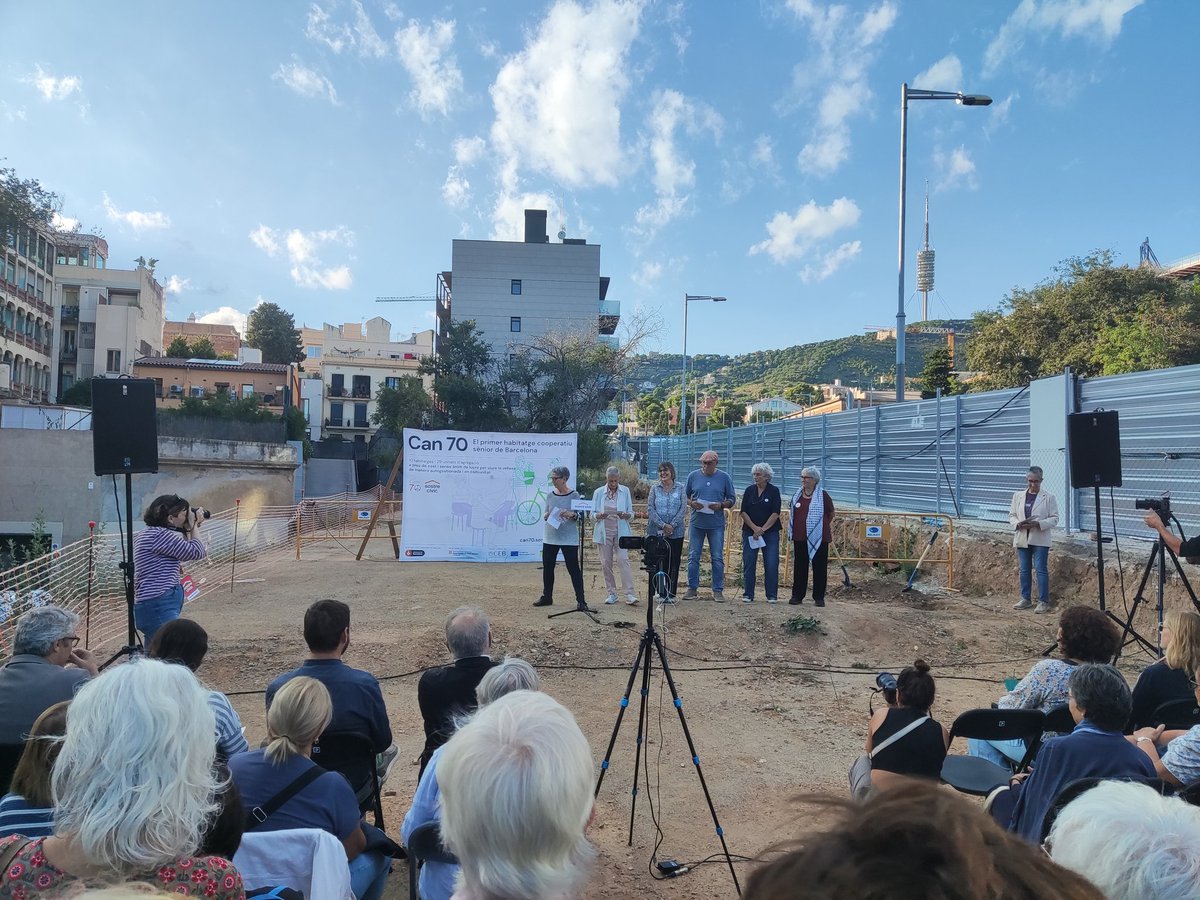 torrentviu's tweet photo. Inici d'obres de les veïnes de @Can70B a Sarrià 
@sostrecivic
#Barcelona #habitatgecooperatiu https://t.co/cTH4KYPVG9
