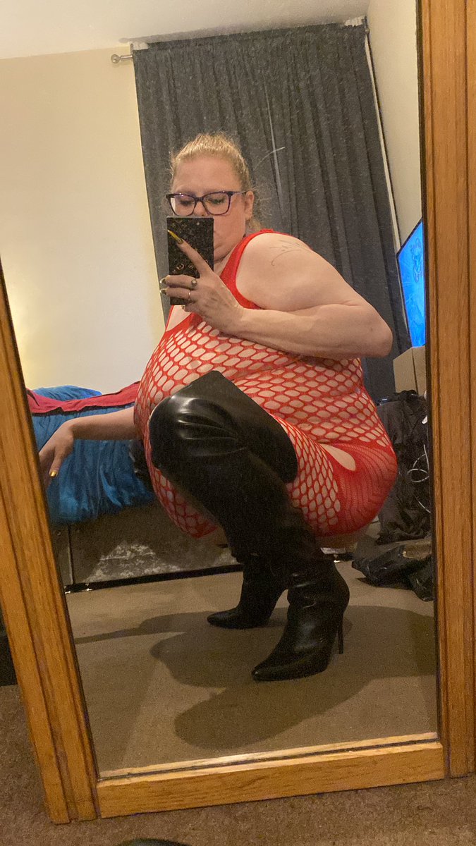 lucylush01's tweet photo. My of is only 3$ for 5 days. GO NOW. LINK IN COMMENTS https://t.co/zx9ODHg8v5