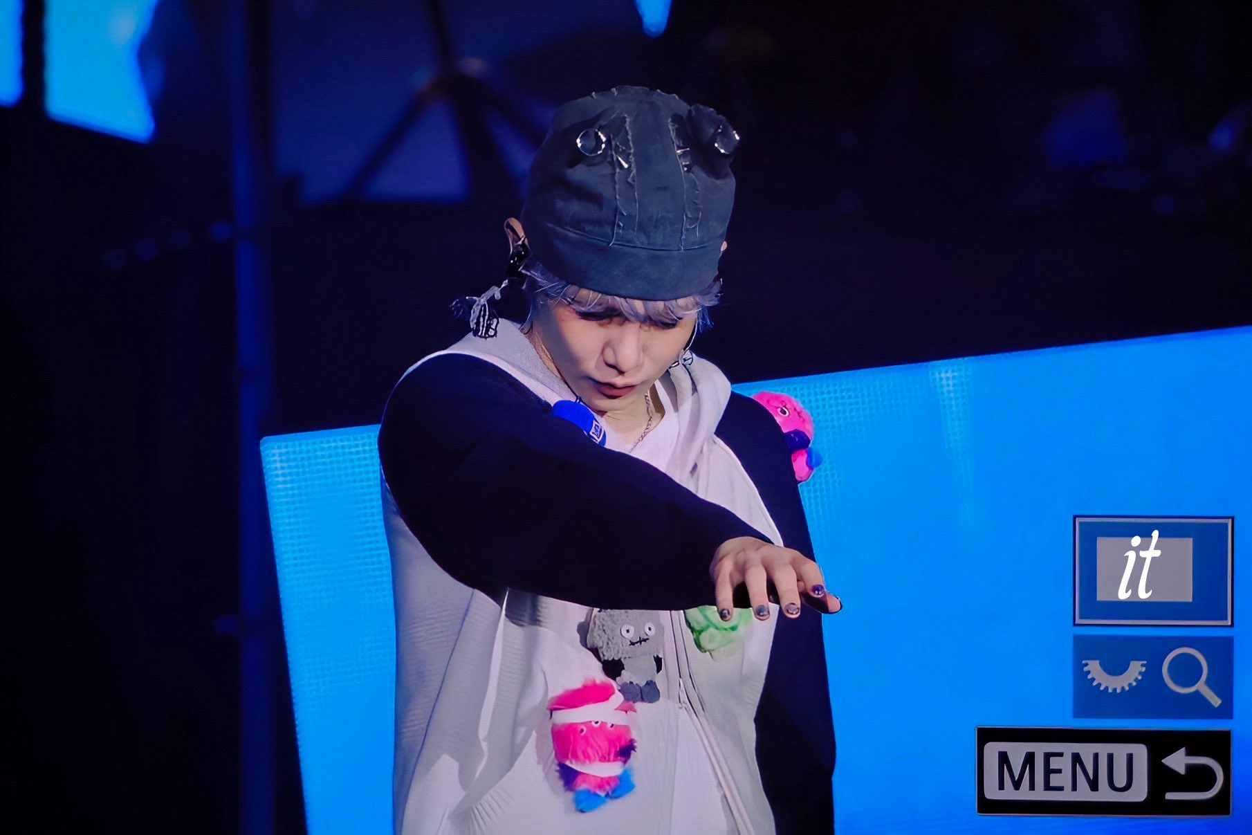 未開封SHINeeKITVideo sddefault.jpg