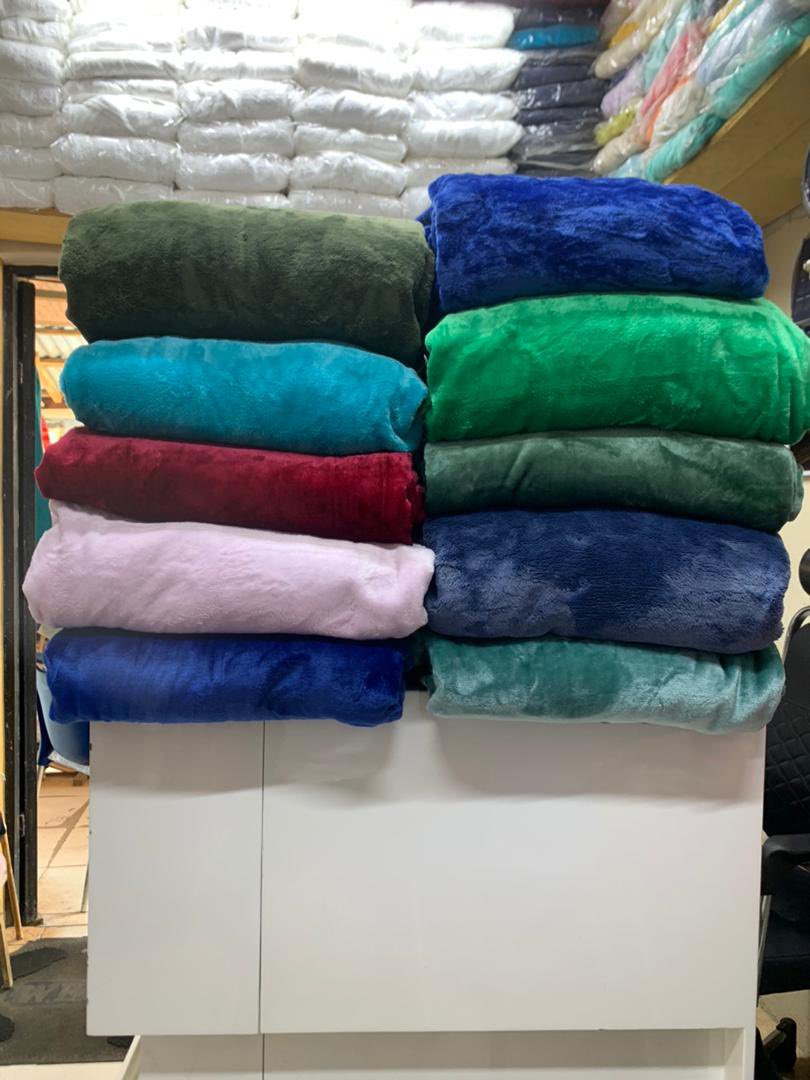 This or that?

Blanket: cc: <a href="/Maf_clothing_2/">Fabrics and beddings in Lagos</a>