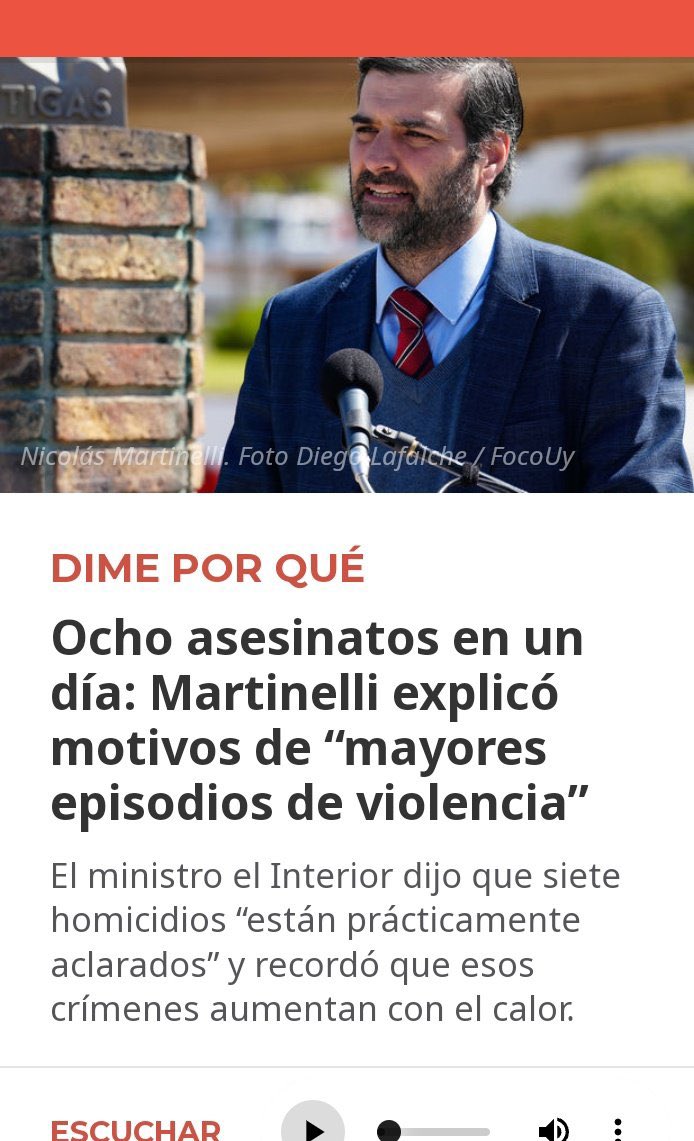 Hacer política de esta manera con nada más ni nada menos que con homicidios es verdaderamente detestable.
Martinelli fue un pésimo ministro del interior, empeoró las condiciones de la policía y nos dejó más inseguros.
Ademas daba estas explicaciones: no hables más Martín