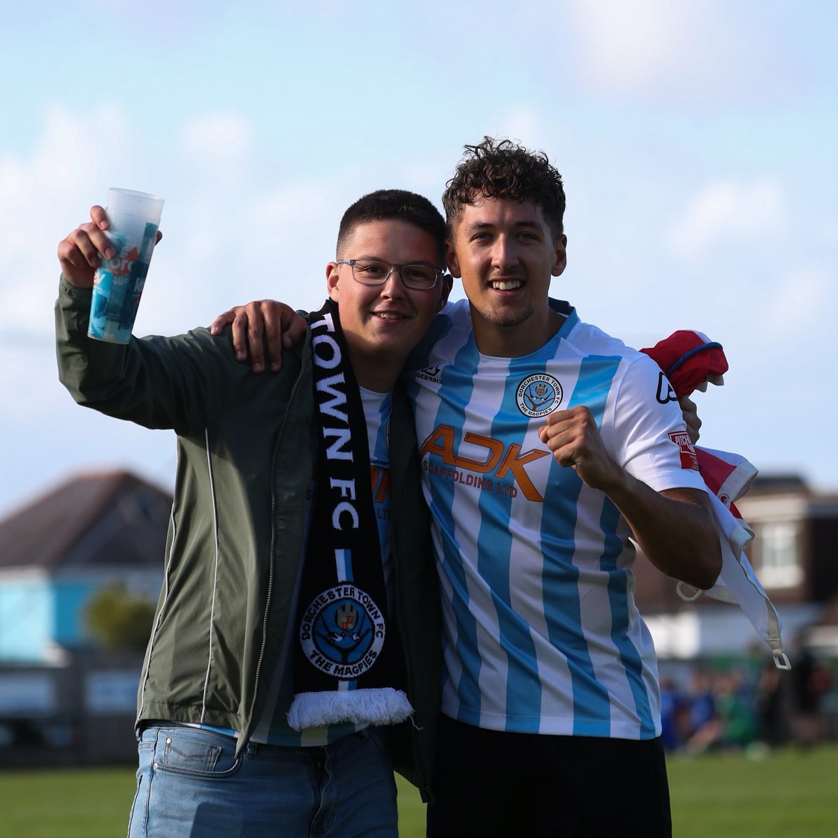 DorchTownFC's tweet image. 𝐒𝐮𝐩𝐩𝐨𝐫𝐭 𝐓𝐡𝐞 𝐌𝐚𝐠𝐩𝐢𝐞𝐬 𝐨𝐧 𝐭𝐡𝐞 𝐫𝐨𝐚𝐝!

Less than 24 hours until kick off in our big FA Cup game at @FarnhamTownFC 👊

Be there and back the boys as we look to reach the last Qualifying Round for the first time in 11 seasons 🏆

We've got just a final few…