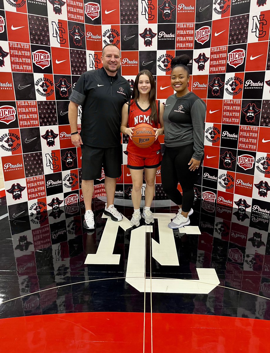 Thank you <a href="/ariellemariah/">Arielle Houston</a> <a href="/JoeMcKinstry/">Joe McKinstry</a> for a great visit at <a href="/NCMCWBB/">North Central Missouri College WBB</a>