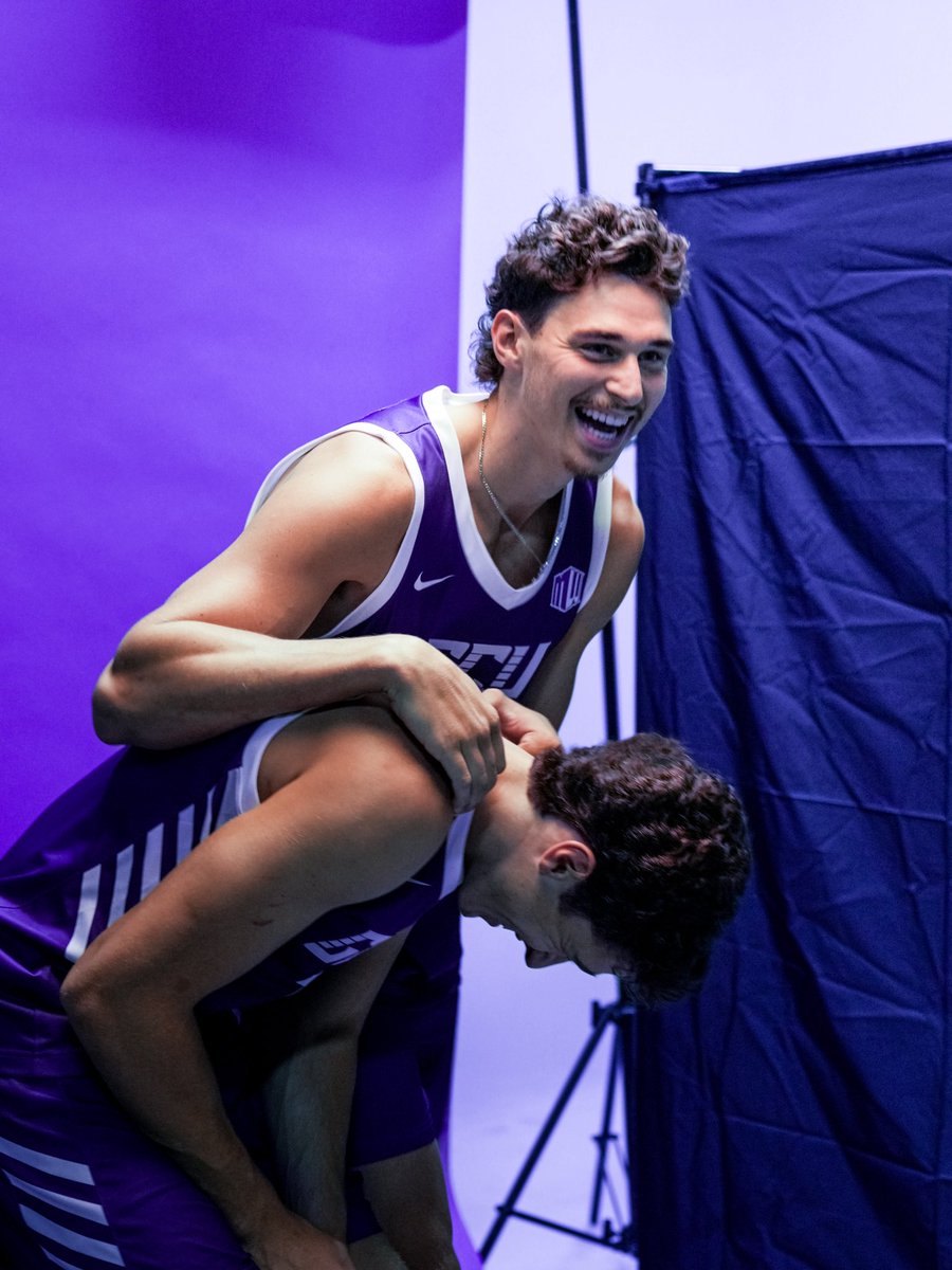 GCU_MBB's tweet image. 𝗕𝗲𝗵𝗶𝗻𝗱 𝘁𝗵𝗲 𝘀𝗰𝗲𝗻𝗲𝘀 at media day 2025 📸🎬