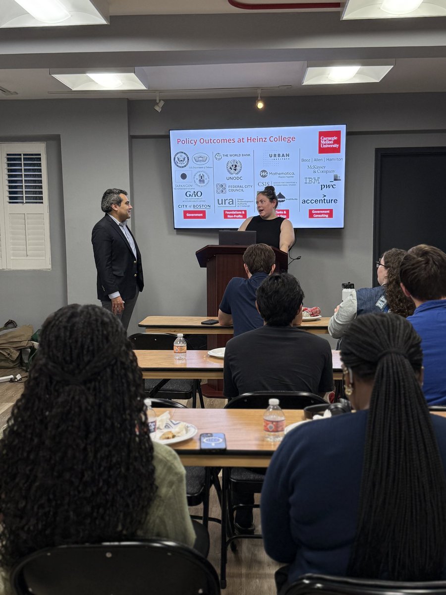 WISHHousing's tweet photo. WISH residents got an overview of what’s next after undergrad - careers, grad school, and making the most of their DC internships. 

Tips came from Gilbert Resendez, Carnegie Mellon Heinz College alum, and Carrie Rote, Associate Director of Admissions at CMU Heinz College. https://t.co/9Ty7v9RiBn