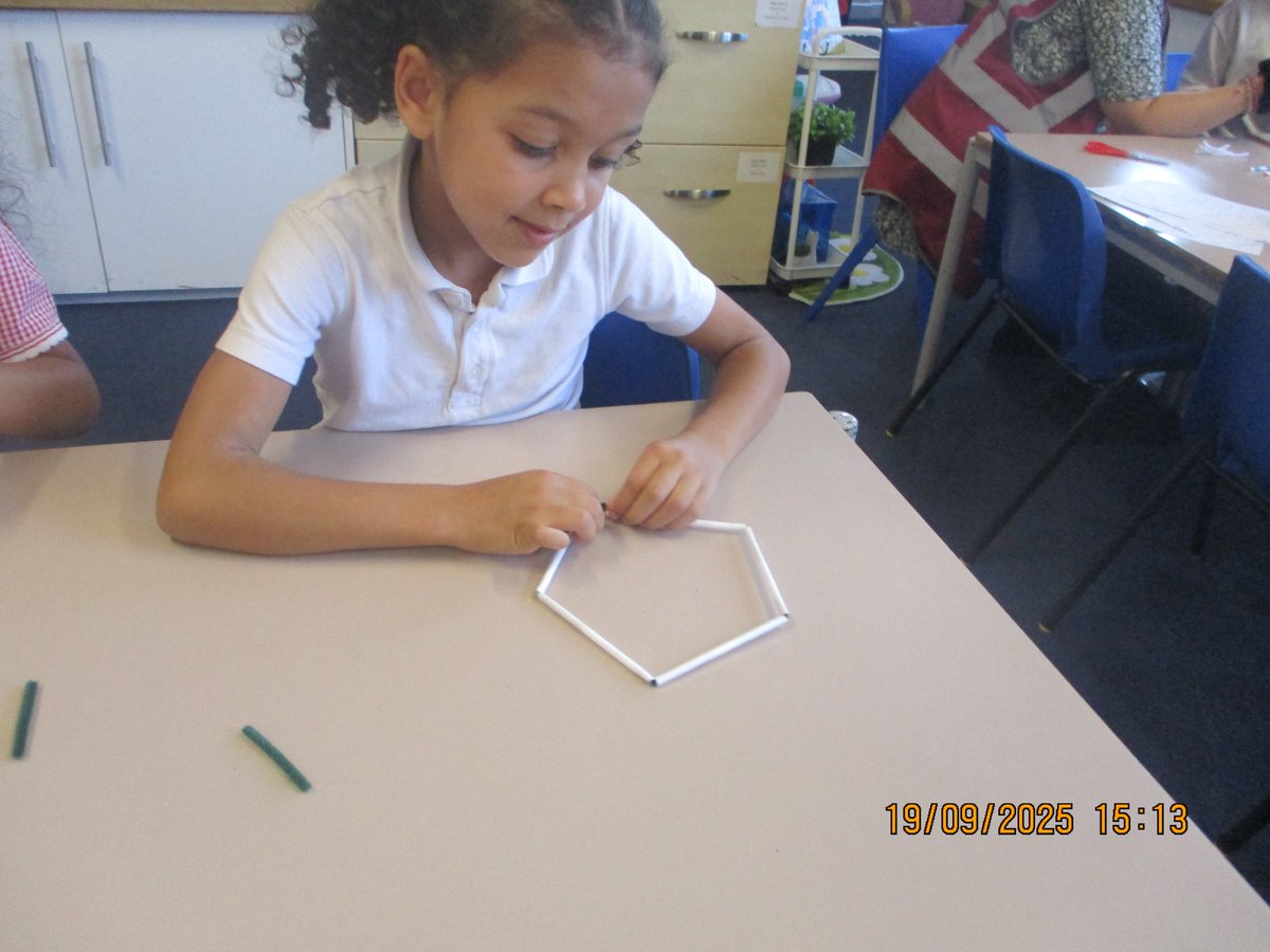 EdwardBethamSch's tweet image. In recent weeks, our Year 2 children have been enthusiastically exploring frame structures in Design and Technology, using straws and pipe cleaners to construct a range of 2D and 3D shapes, including a miniature swing. #year2learning