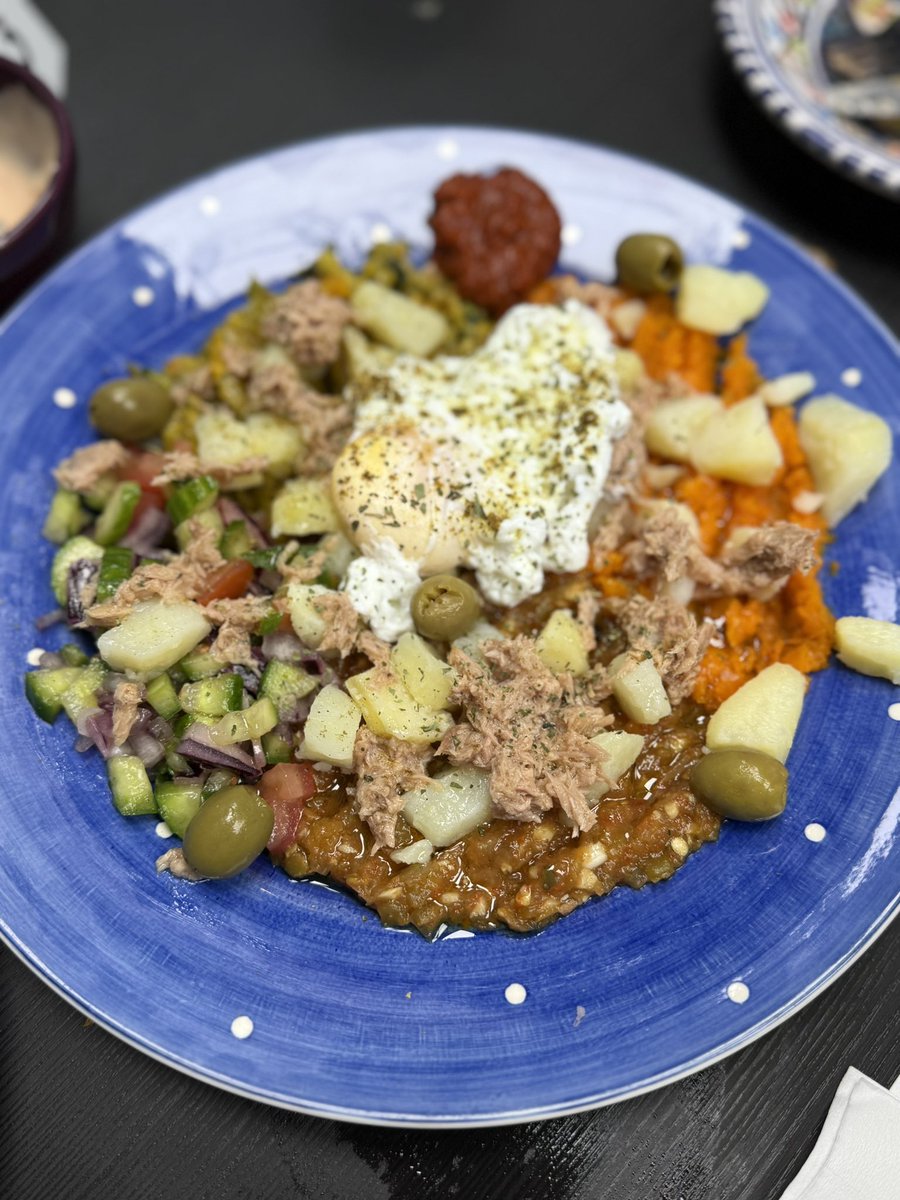 FoodInLondon_'s tweet image. Little Tunis is a revelation. A hidden gem and soooo cheap. On Edgware Road instagram.com/p/DPEnMqJDBKD/…