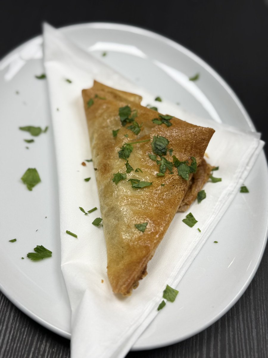 FoodInLondon_'s tweet image. Little Tunis is a revelation. A hidden gem and soooo cheap. On Edgware Road instagram.com/p/DPEnMqJDBKD/…