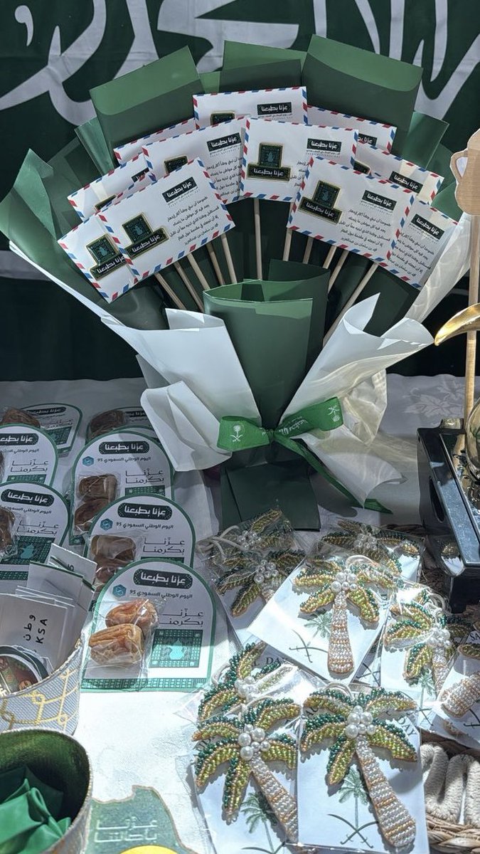 Munirasl2's tweet image. كل عام وبلادنا بخير وعزة وازدهار 🇸🇦💚!!

#اليوم_الوطني_السعودي95