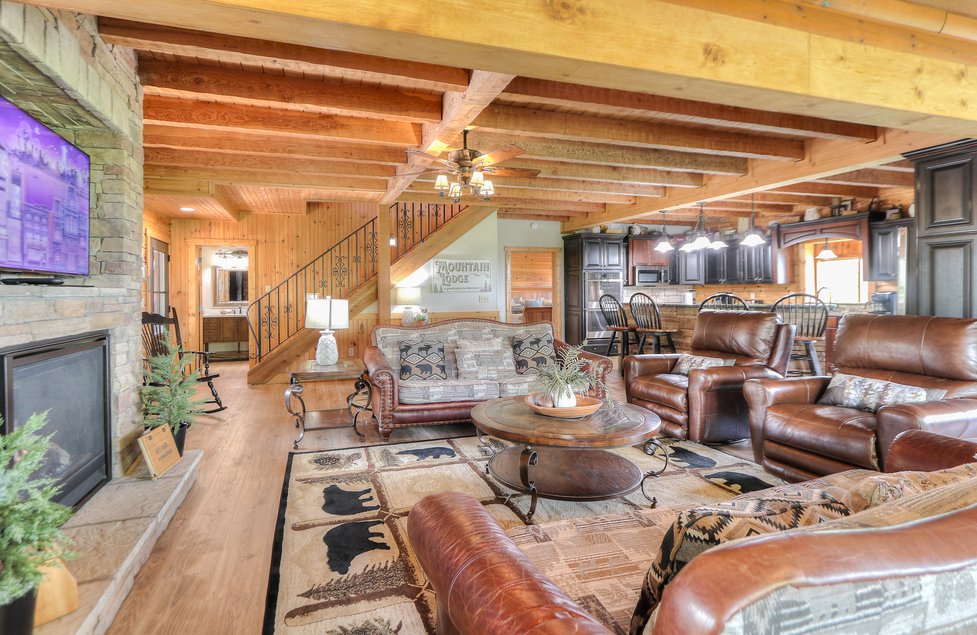 OakHavenResort's tweet photo. THANKSGIVING ALERT!!!! This gorgeous lodge with a view is currently available for Thanksgiving! Cabin 79 has it all. It's a 6-bedroom lodge with a gameroom, fire pit, and gorgeous view. We are the perfect place to gather with those you love.
Our gated resort is located in Sevierville, TN, close to area attractions, dining, and within a short drive to the Smoky Mountain National Park. Call Now 1-800-652-2611
https://t.co/3aNbN1F9Hg #cabintrip #oakhavenresort #fall #sevierville #logcabin #cabins #smokymountains #Thanksgiving