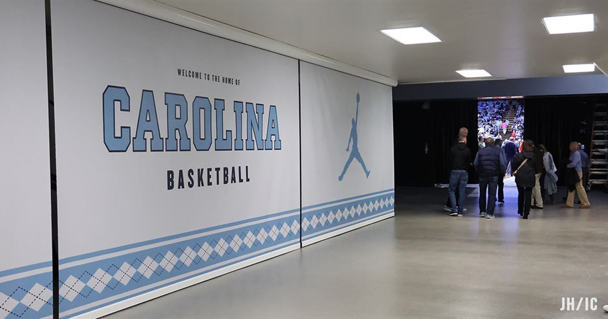 InsideCarolina's tweet image. Here&apos;s our exclusive, three-part, inside look at the future of the Smith Center for Carolina Basketball ...

Chancellor&apos;s View (+): on3.com/teams/north-ca…
The Six Options (+): on3.com/teams/north-ca…
Donor &amp;amp; Fan Study (+): on3.com/teams/north-ca…