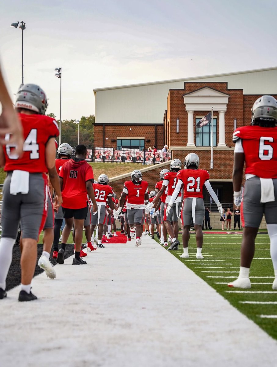“Therefore, since we are surrounded by such a huge crowd of witnesses to the life of faith, let us strip off every weight that slows us down, especially the sin that so easily trips us up. And let us run with endurance the race God has set before us.”Hebrews 12:1 
Thank you God⛹🏾‍♂️