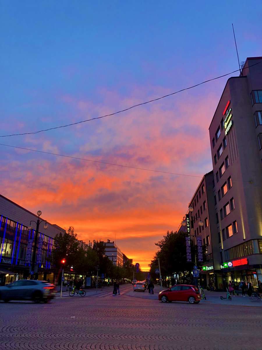 helip_j's tweet image. Mukavaa weekendiä kaikille Lahen huudeilta 👋 #SeptemberVibes 💙💜🤍💚