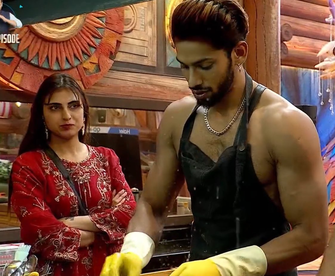 bahana4528's tweet photo. The more we love our friends, the less we flatter them; it is by excusing nothing that pure love shows itself.

#Bahana #biggboss19  #BaseerAli #FarrahanaBhatt https://t.co/BtYVjrwOim