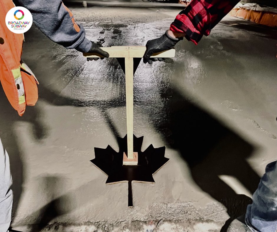On September 20, the last segment of the underground roof at Oak-VGH Station was poured. Crews stamped a maple leaf into the concrete to mark this completion.
 
3 of 6 underground roofs have now been completed, including GNW-Emily Carr Station and Mount Pleasant Station.