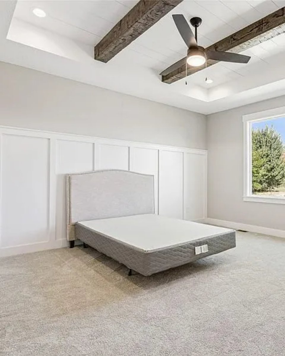 🏠🏃‍♂️ Check out this amazing 5-bed, 3-bath home in Bondurant! Cozy fireplaces, chef's kitchen, a dreamy master suite, and a finished lower level with a wet bar await you. Spacious yard &amp; perfect for biking fans! Visit today! 🌟 

More info: rem.ax/1612SummitCirNE