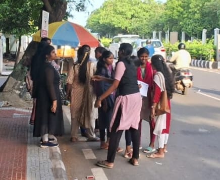 TamilnaduSfi's tweet image. மாவீரன் பகத்சிங் பிறந்த தினத்தை முன்னிட்டு செப் 22 அன்று தொடங்கிய உறுப்பினர் சேர்க்கை இயக்கம் தென் சென்னை மாவட்டத்தில் 17 கல்வி நிலையங்களில் நடைப்பெற்றது.
இந்திய மாணவர் சங்கம் 
தென் சென்னை 

#joinsfi #sfitn #studystruggle #banNep2020 #banNeet #banNta #saveEducation #saveIndia