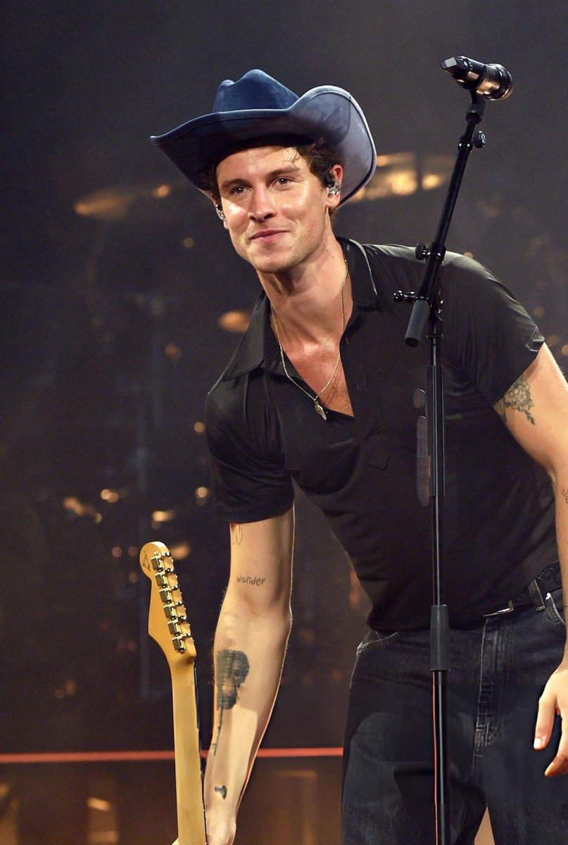 Shawn Peter Raul Mendes?!!!!!!!!!!!????!