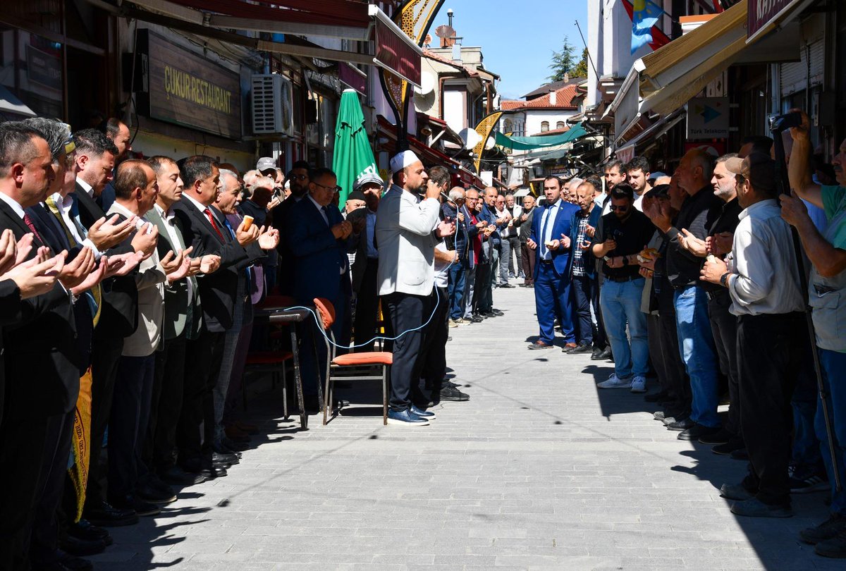 📌 İlçemizde Valimiz Sayın Abdulaziz Aydın'ın katılımıyla, "Şed Kuşanma Töreni" ile 38. Ahilik Haftası kutlandı.

✨ Ahilik; geçmişten geleceğe uzanan köklü bir değerler mirasıdır.