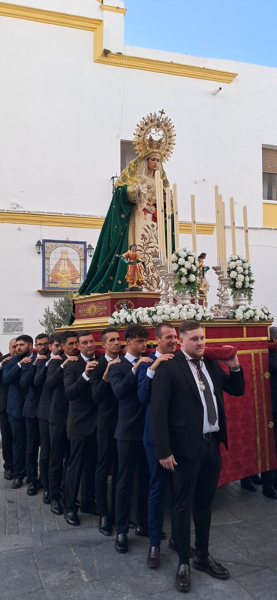 Lágrimas y Esperanza ya se encuentra en la calle y en su peregrinaje a Sor Ángela de la Cruz.
#AñoJubilar2025 • #añojubilardelaesperanza 

radiochiclana.es | 107.7 FM