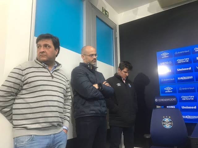 derbono's tweet photo. @ONEMANKILL300 @FBITricolor Sim sim, lembro desse dia aqui… 
Já prometeu a “gestão profissional” na última vez que esteve na diretoria e olha como estamos …. https://t.co/D94iUuffKE