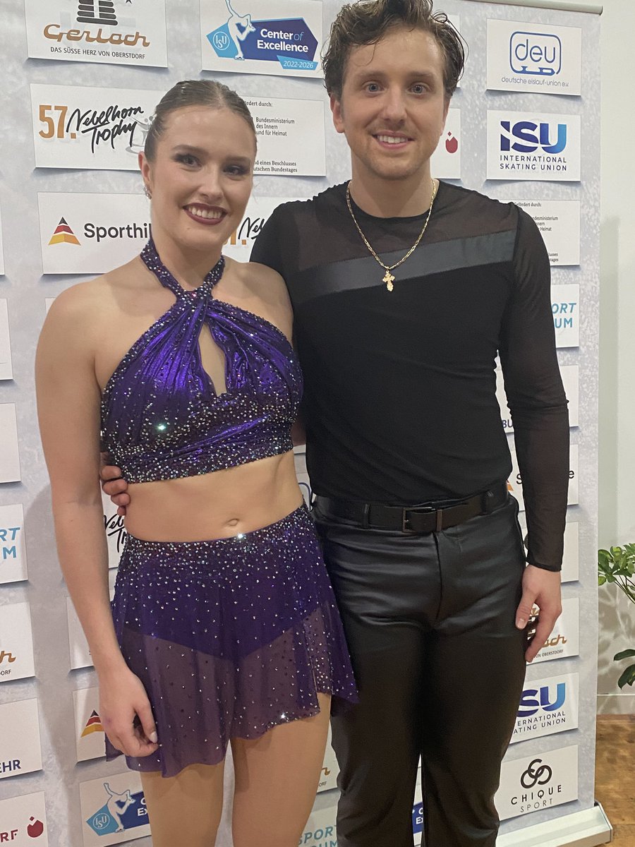 goldenskate's tweet image. Christina CARREIRA / Anthony PONOMARENKO 🇺🇸 76.11

Christina: “Well, we felt very good about the start of the season. This short incident where the start program got a bit delayed because of an emergency in the spectator ranks  didn’t affect us too much. We talked with our…