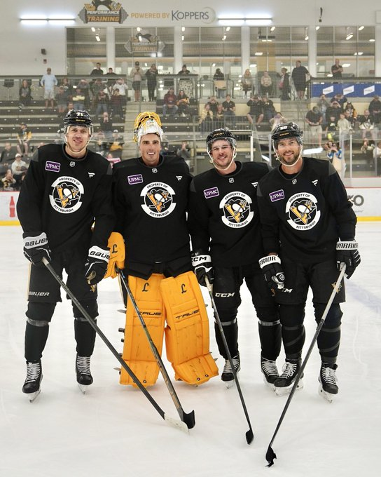 Frame this picture and put it in every Pittsburgher's man cave.