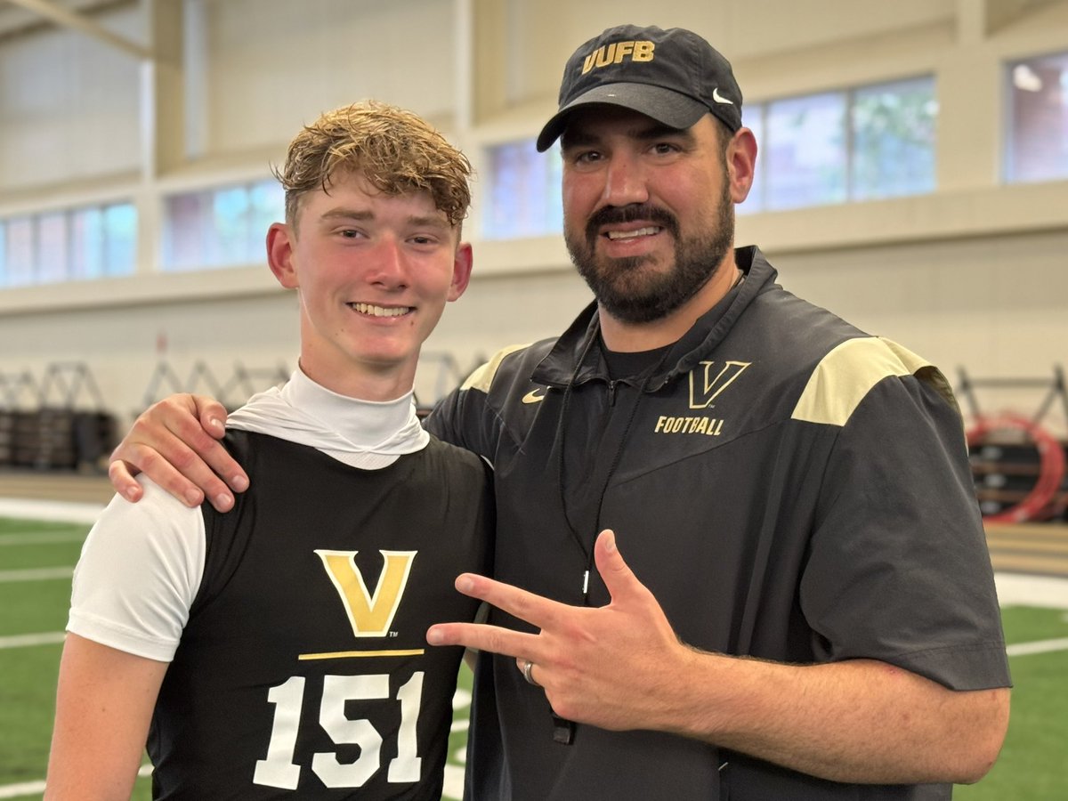 Excited to visit <a href="/VandyFootball/">#20 Vanderbilt Football</a>! Thank you <a href="/CoachAltman/">Garrett Altman</a> and <a href="/Coach_Lea/">Clark Lea</a> for the invitation!

#AnchorDown 

#icuRoss #ImThatTiger

<a href="/HartselleFball/">Hartselle Tigers Football</a> #OwnIt

<a href="/adamgorney/">Adam Gorney</a>
<a href="/AL_Recruiting/">AL Recruiting</a>
<a href="/AL6AFootball/">Alabama6AFootball</a>
<a href="/aldotcomPreps/">AL.com H.S. Sports</a>
<a href="/ALPrepStars/">ALPrepStars</a>
<a href="/AverageJoesSpo1/">Average Joe’s Sports Talk, LLC</a>
<a href="/BackRoadRecruit/">BackRoadRecruiting_</a>
<a href="/BamaHSNews/">Around The State Sports</a>