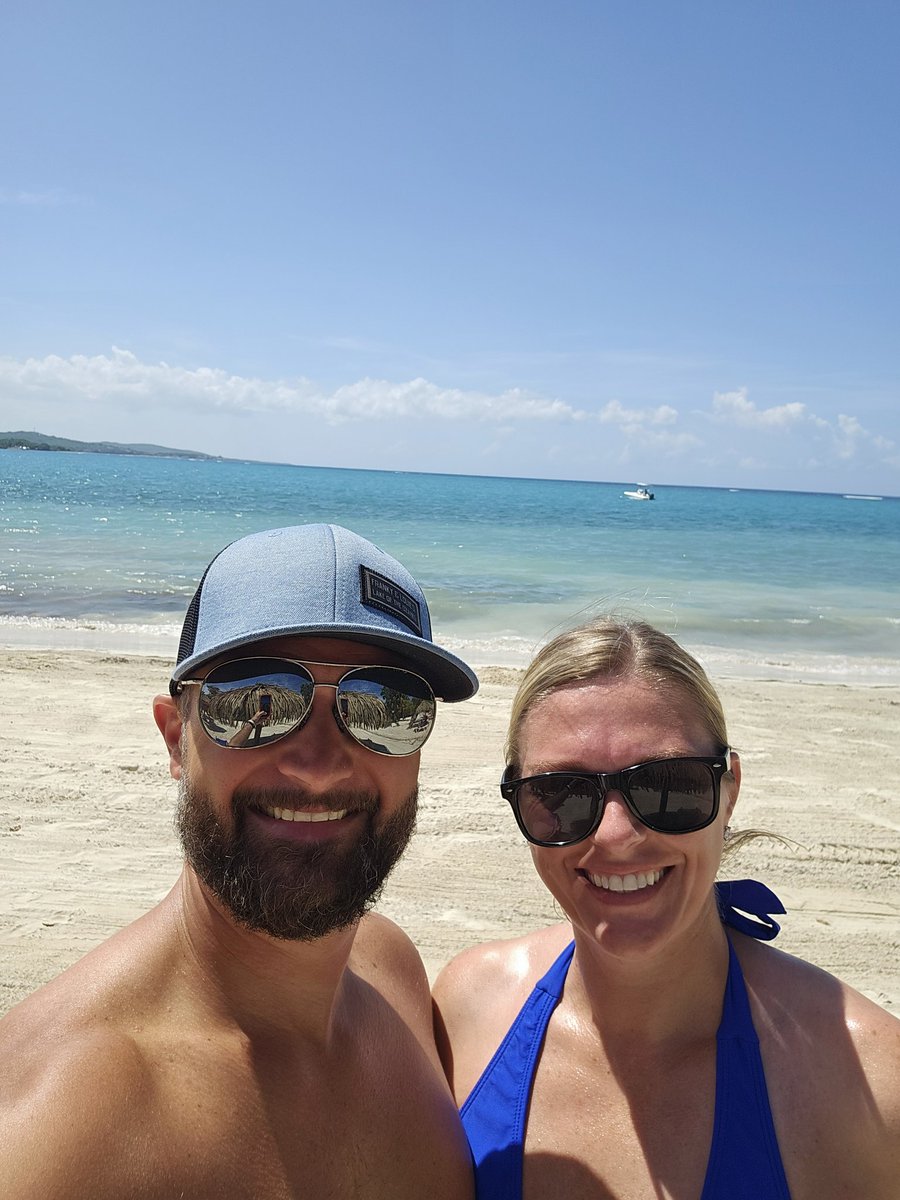 dlbasala3's tweet photo. @themissinglinck Where did the time go?!  Thank you for being our everything and Happy 10th Anniversary to the love of my life! Looking forward to so many more! https://t.co/Z9tlqvskuc