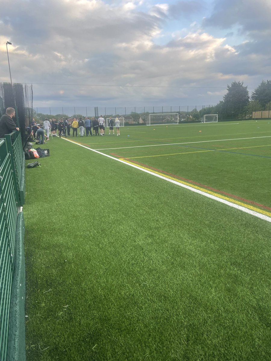 Hunts Youth League tweet media