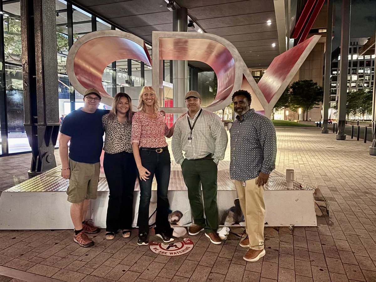 Nostalgik's tweet image. Our #EinsteinFellows25 crew went full 007 at Educator Night Out; cracking codes, exploring history, and grabbing spy-themed lessons to bring back to our students. Mission accomplished! @AEF_Program @SpyMuseumEd 

#AEF #SpyMuseum #FellowshipFun #InnovativeTeaching