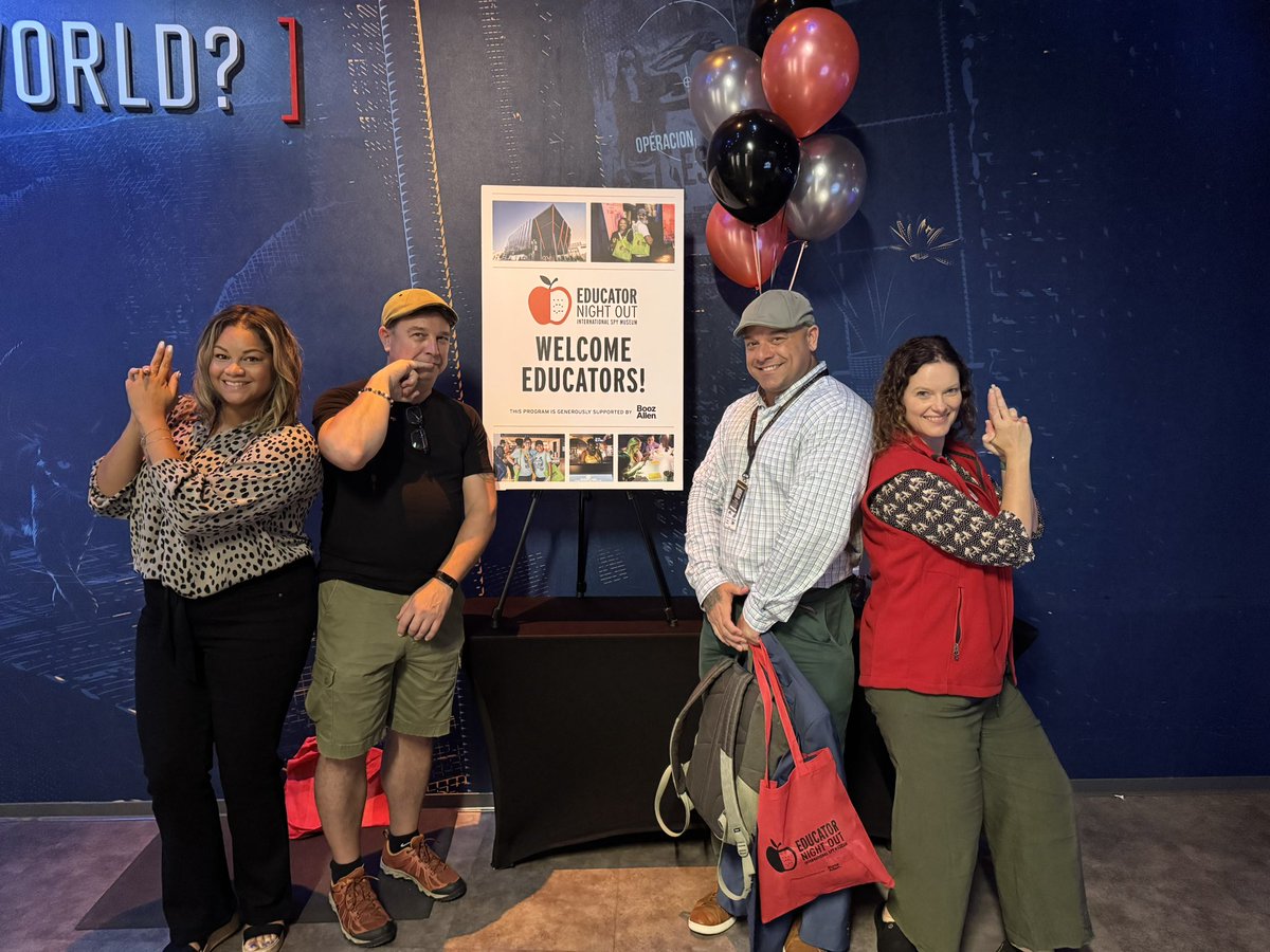 Nostalgik's tweet image. Our #EinsteinFellows25 crew went full 007 at Educator Night Out; cracking codes, exploring history, and grabbing spy-themed lessons to bring back to our students. Mission accomplished! @AEF_Program @SpyMuseumEd 

#AEF #SpyMuseum #FellowshipFun #InnovativeTeaching