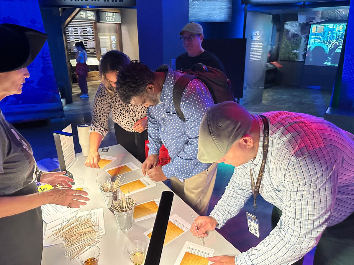 Nostalgik's tweet image. Our #EinsteinFellows25 crew went full 007 at Educator Night Out; cracking codes, exploring history, and grabbing spy-themed lessons to bring back to our students. Mission accomplished! @AEF_Program @SpyMuseumEd 

#AEF #SpyMuseum #FellowshipFun #InnovativeTeaching