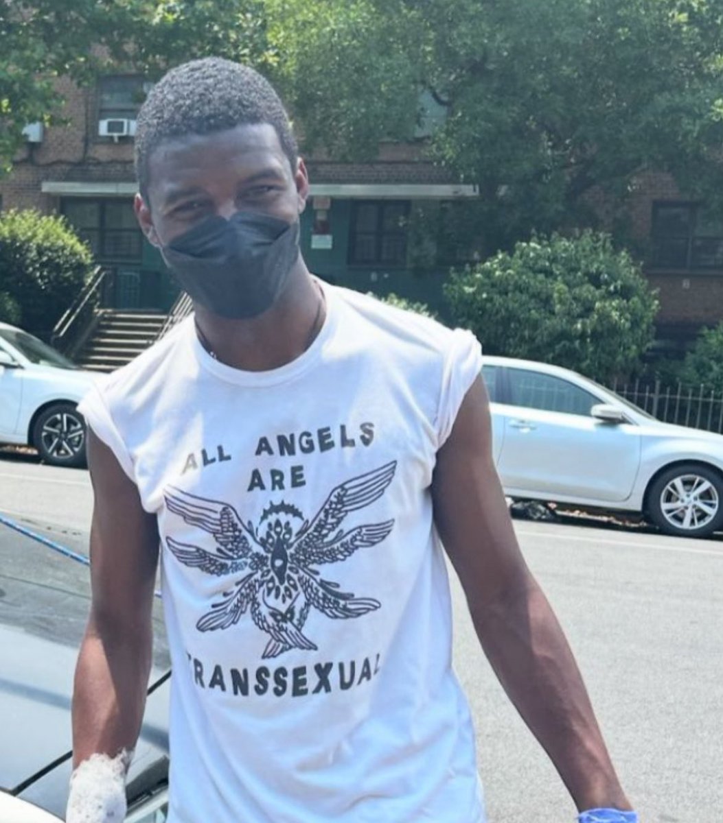 Earlier this year, the NYPD put a $30,000 bounty on the head of our comrade Jakhi and hunted him for weeks. They never did find him. He turned himself in on his own terms. Free Jakhi ❤️