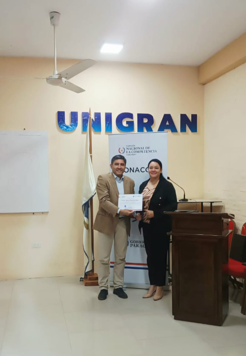 Miembro del Directorio de la CONACOM participó en capacitación organizada por la UNIGRAN

🔗 conacom.gov.py/miembro-del-di…

#GobiernoDelParaguay