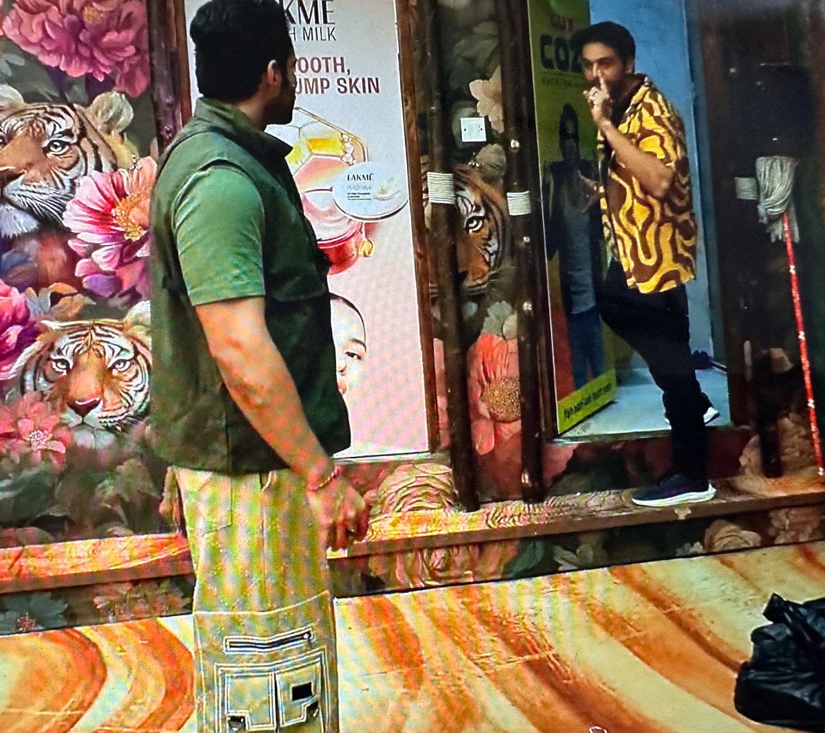 Gaurav is very upset coz he didn’t get votes for Captaincy coz now  he wanted to play on front foot . 

Amaal said you can play without being the captain too ! 
Sirf captaincy mein dikhte kya ?  Kunika ji kya aap Sirf captain hoke dikhe ? 

Point ☝️😌

#AmaalMallik 
#BiggBoss19