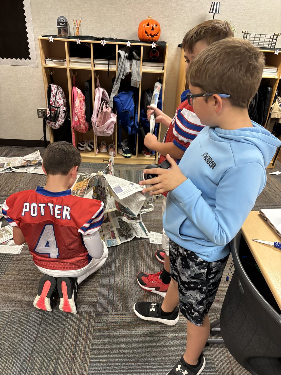 Mrs. Hartzell’s class doing a fun STEM activity today with TeePee building!