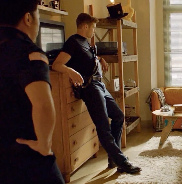 9-1-1 as snoopy tweet media